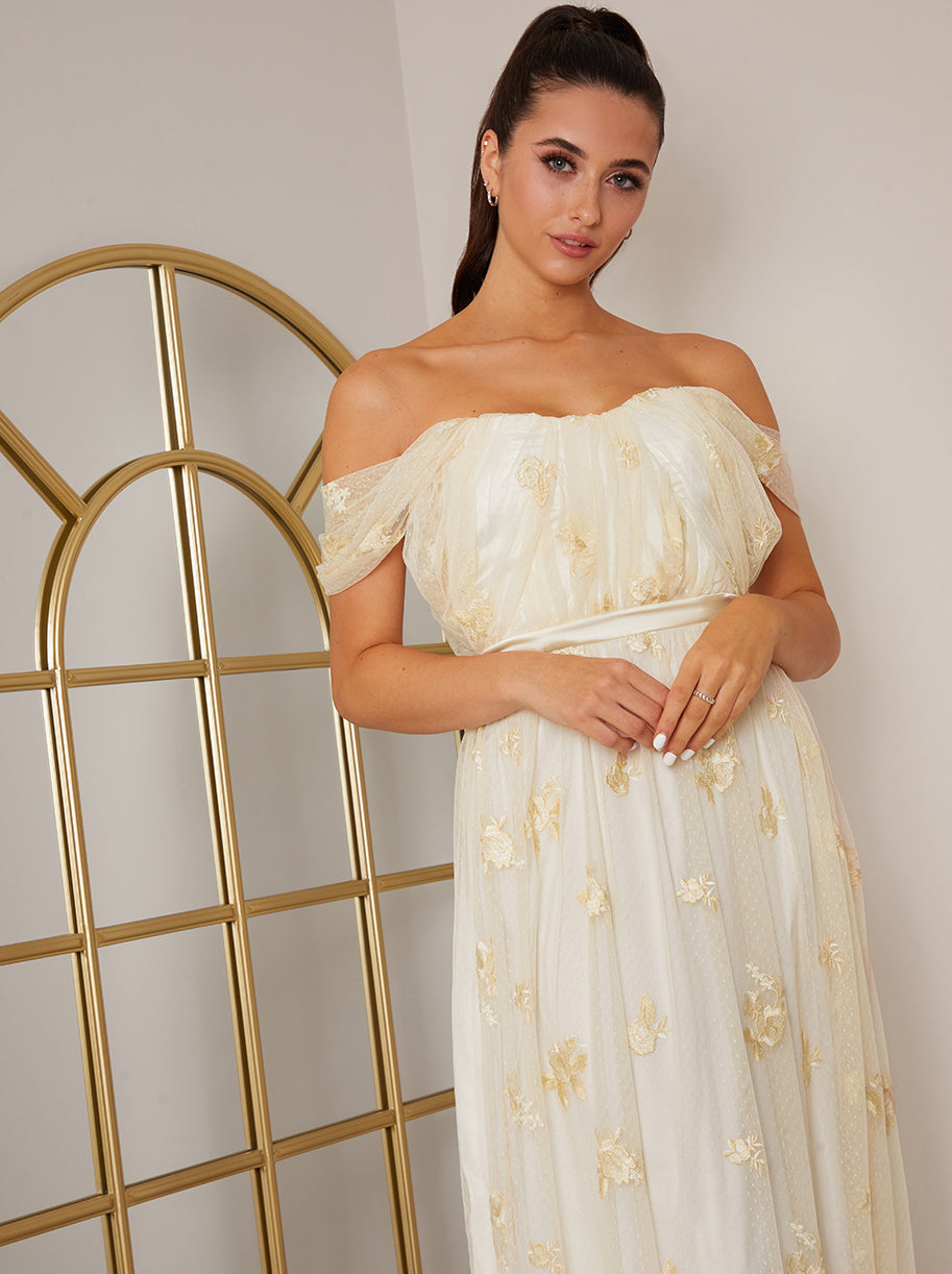Chi Chi Bardot Embroidered Floral Lace Maxi Dress in Cream, Size 8 Chi Chi Bardot Embroidered Floral Lace Maxi Dress in Cream, Size 8