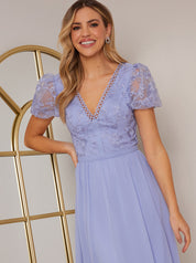 Puff Sleeve V Neck Embroidered Lace Midi Dress in Blue