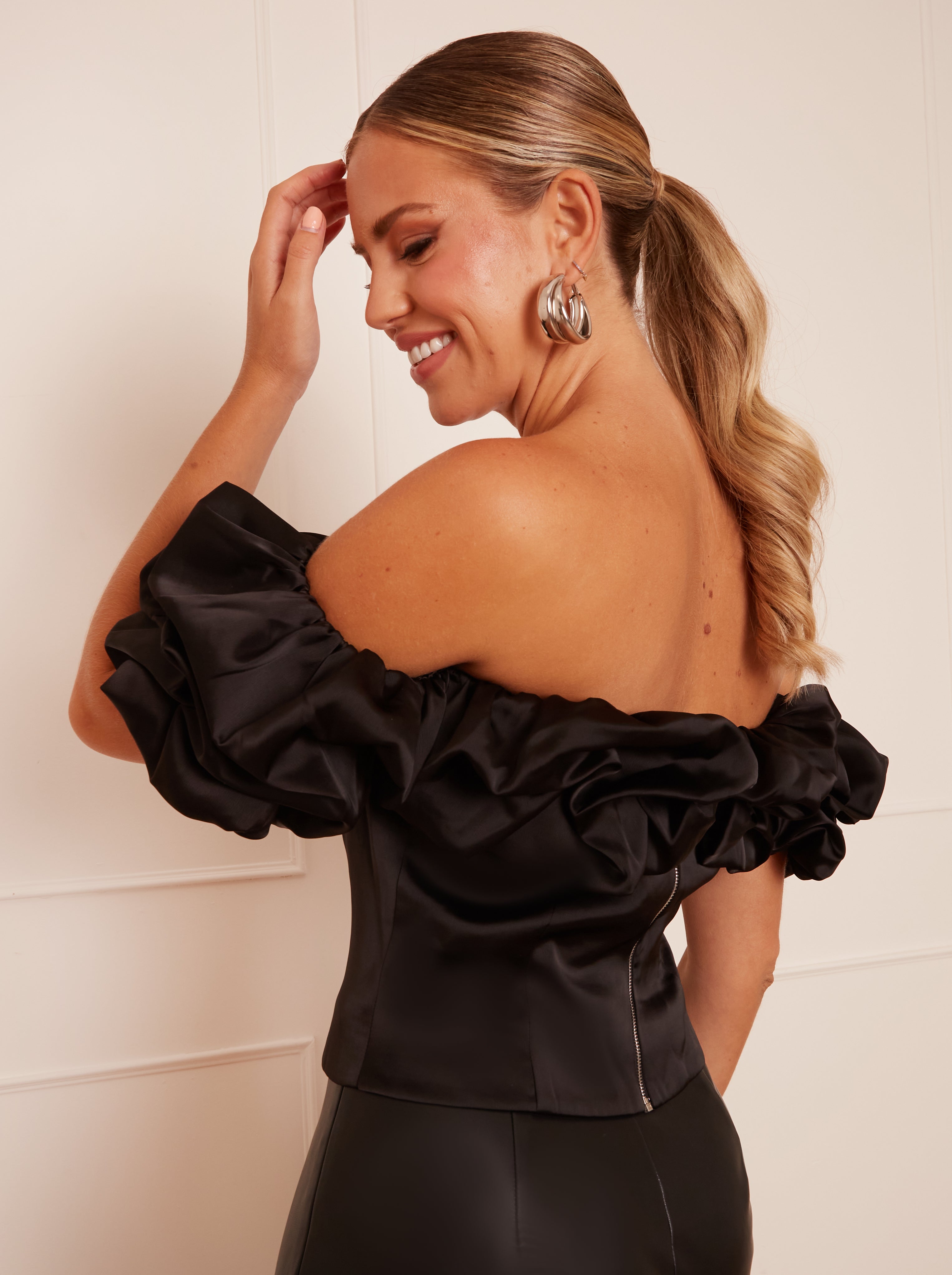 Bardot Ruffle Detail Top in Black