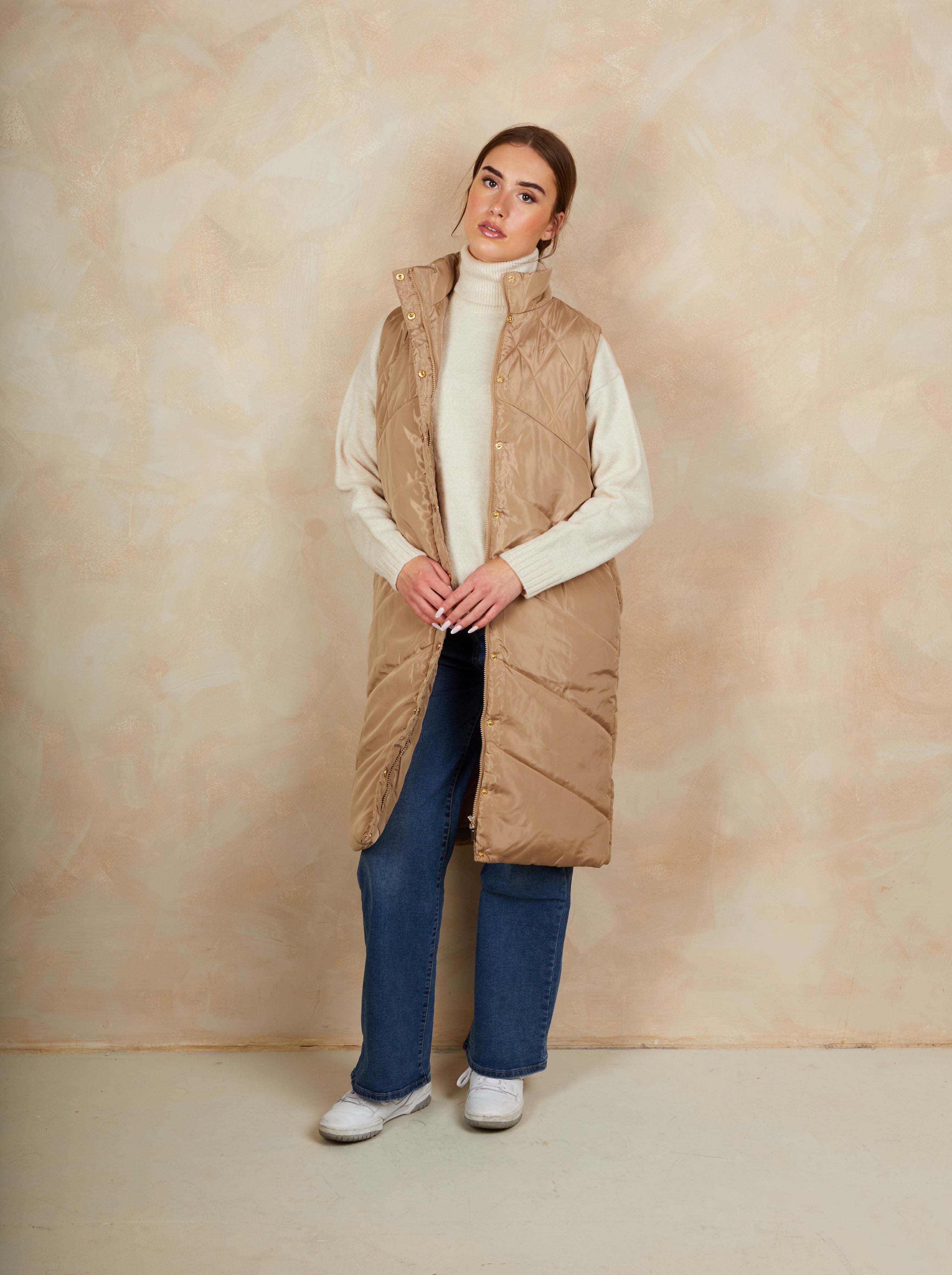Diamond Quilt Detail Longline Padded Gilet in Tan