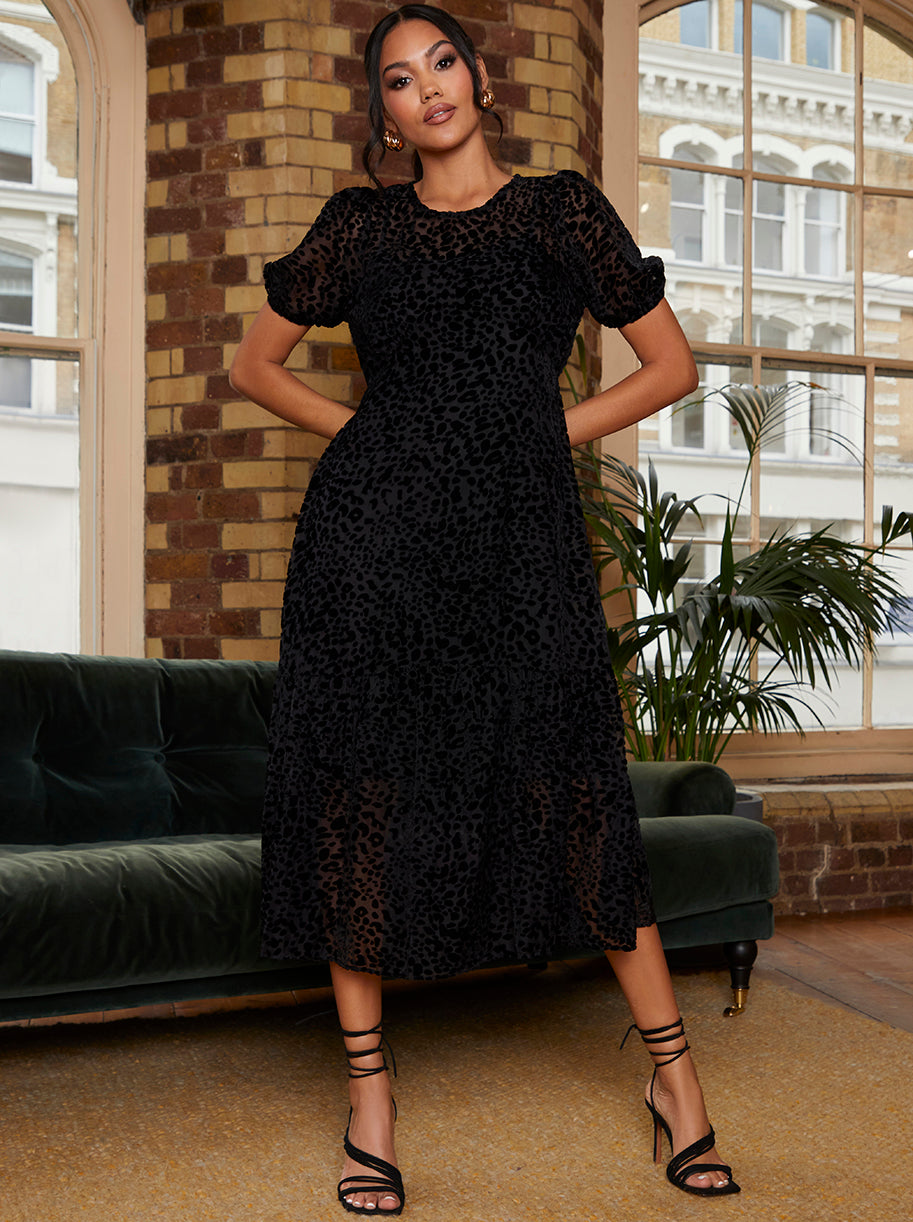 Short Sleeve Sheer Detail Dobby Midi Dress in Black