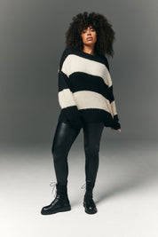 Perfect Sculpting High Waisted Leather Look Leggings With Back Pocket