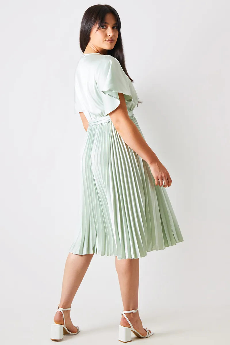 Women's Green Wedding Guest Dresses | Mint & Emerald Green Wedding Guest Dresses | Chi Chi London UK Women's Green Wedding Guest Dresses | Mint & Emerald Green Wedding Guest Dresses | Chi Chi London UK