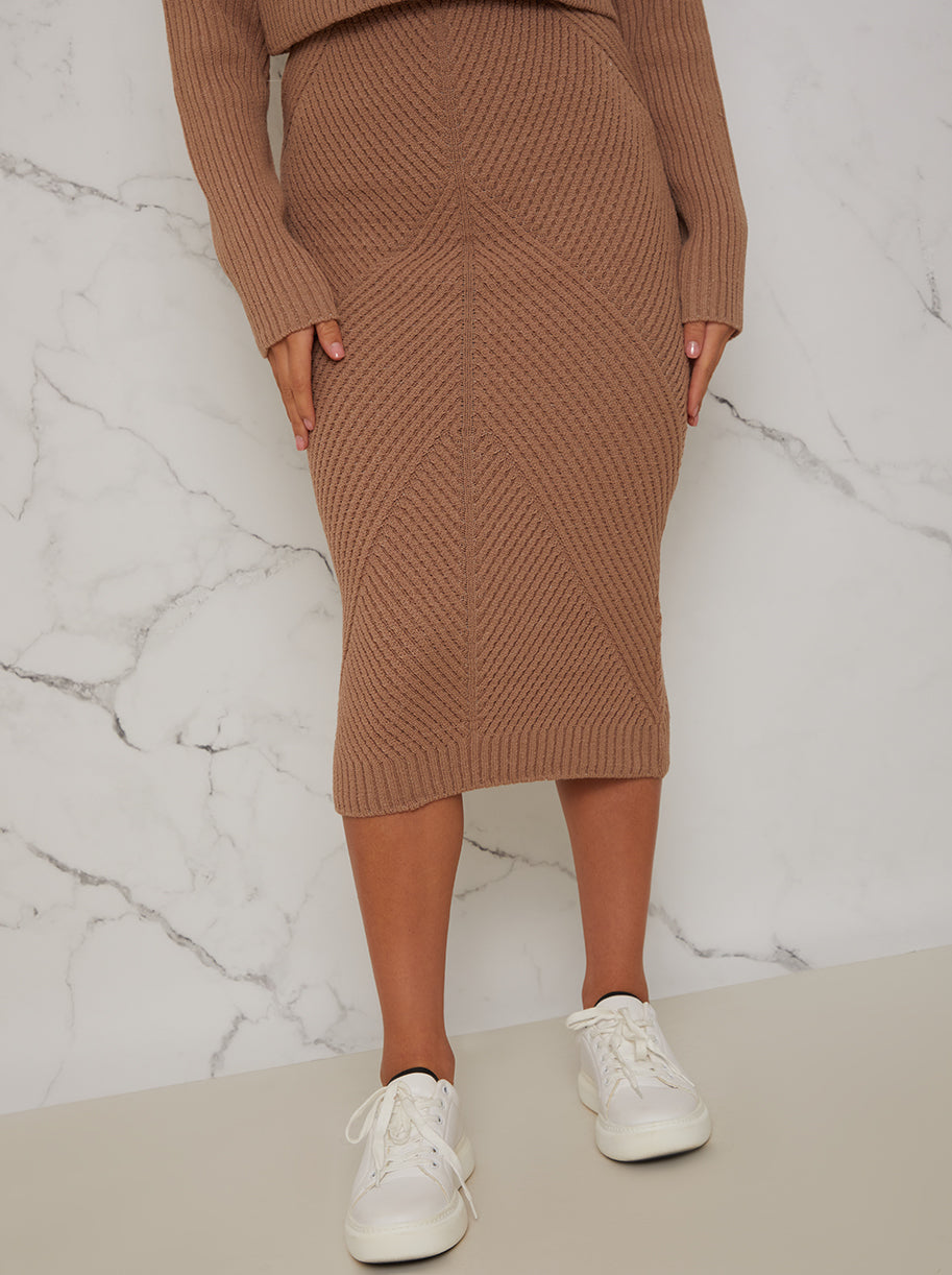 Knitted Maxi Skirt in Camel
