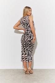 Magic Sculpting Mesh Ruched Detail Bodycon Midi Dress