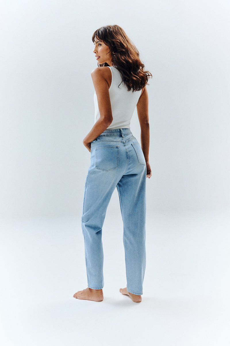 Sofia Straight Mom Jeans