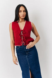 In The Style Contrast Edge Tie Front Knitted Waistcoat in Red