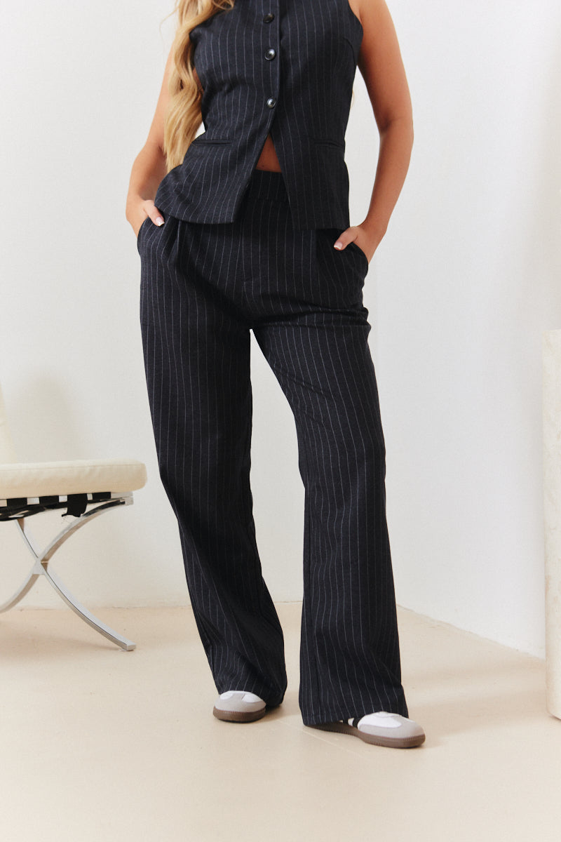 PEBOTRO8518-02.jpg