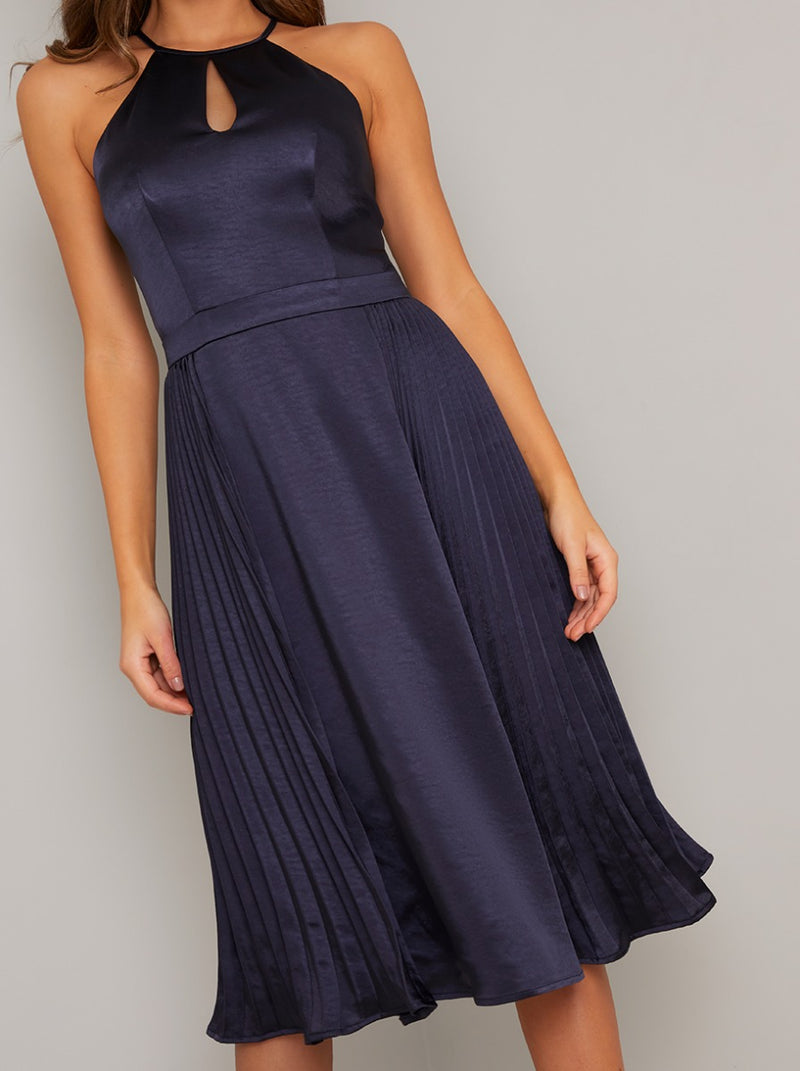 Halter Neck Cut Out Pleated Midi Dress in Blue