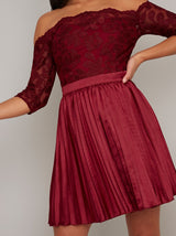 Petite Lace Bodice Satin Pleated Mini Dress in Red