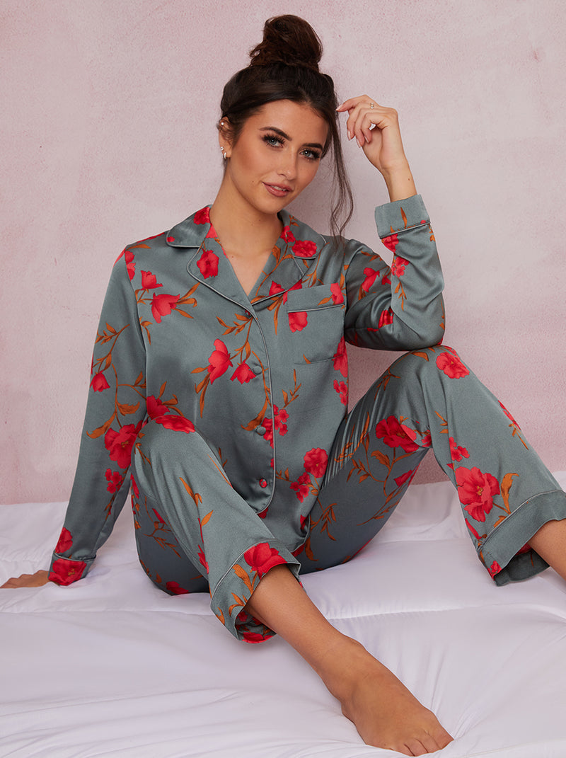 Red Rose Floral Print Satin Pyjamas In Green