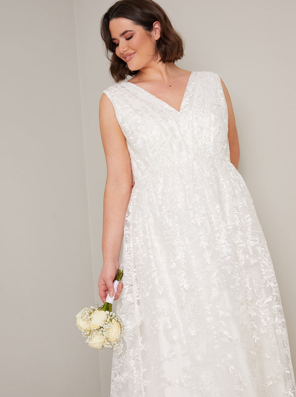 Plus Size Bridal Embroidered Wedding Dress in White