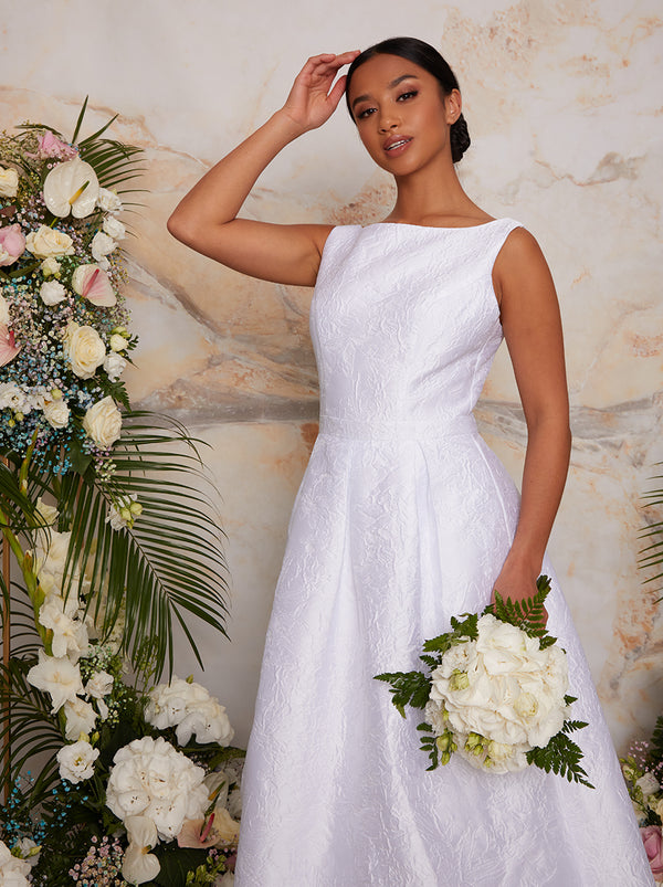 Petite Sleeveless Textured Wedding Dress with Train in White