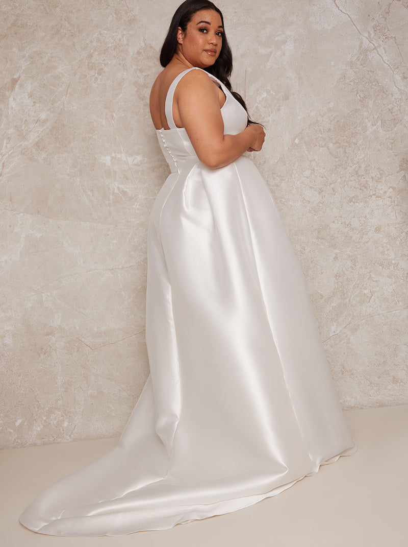 Plus Size Sleeveless Satin Bridal Dress with Train in White