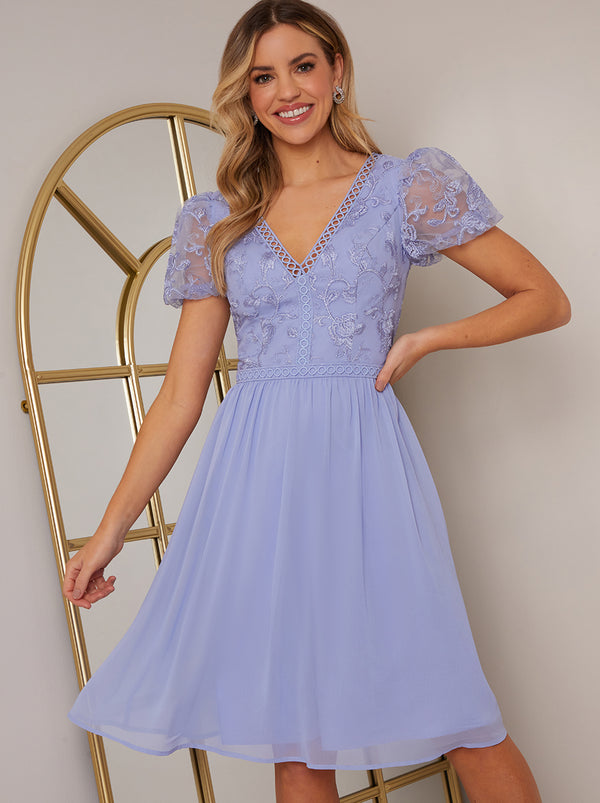 Puff Sleeve V Neck Embroidered Lace Midi Dress in Blue