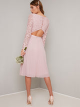 Lace Midi Dress with with Long Sleeves in Pink