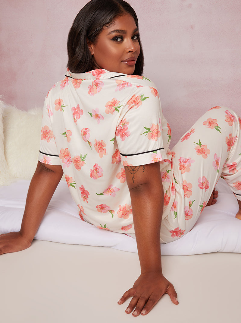 Plus Size Floral Print Pyjama Set in White