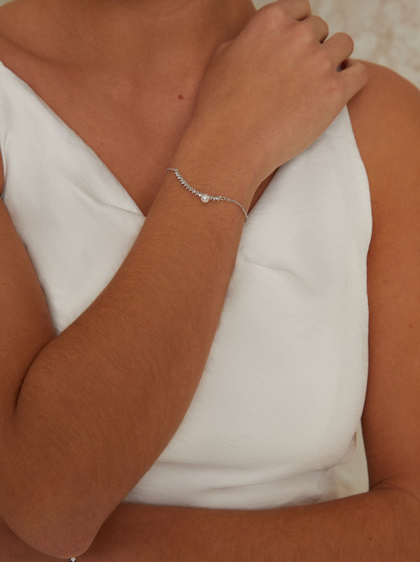 Diamante Pear Detail Bracelet in Silver Tone