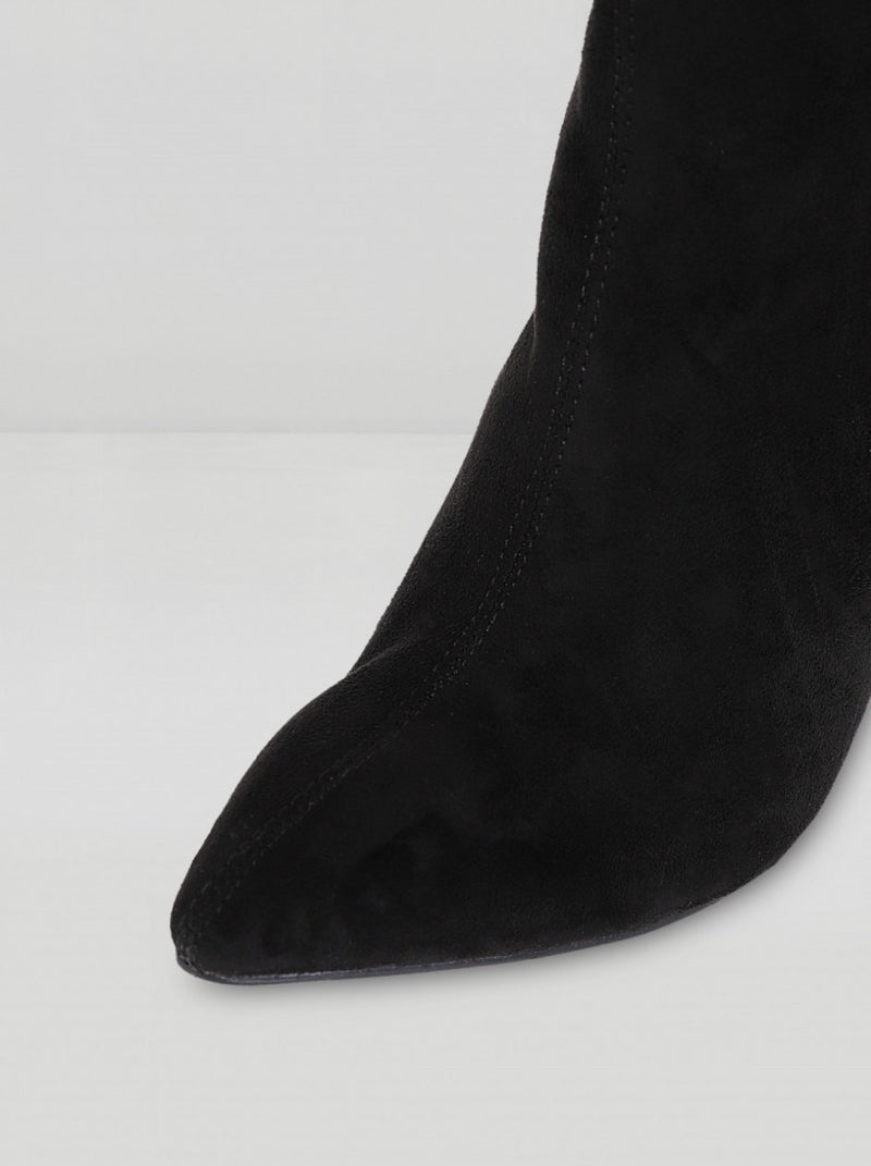 Block Heel Pointed Ankle Boots in Black