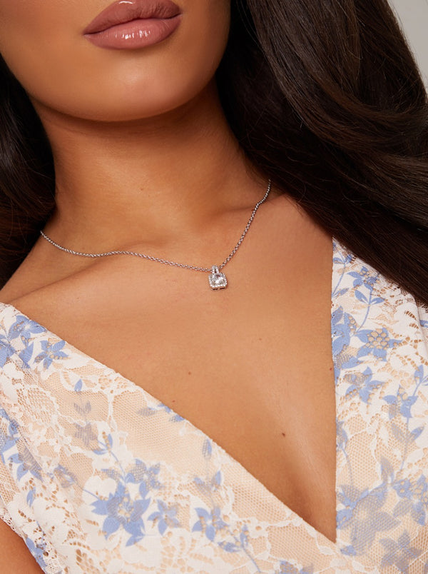 Square Diamante Detail Necklace in Silver Tone