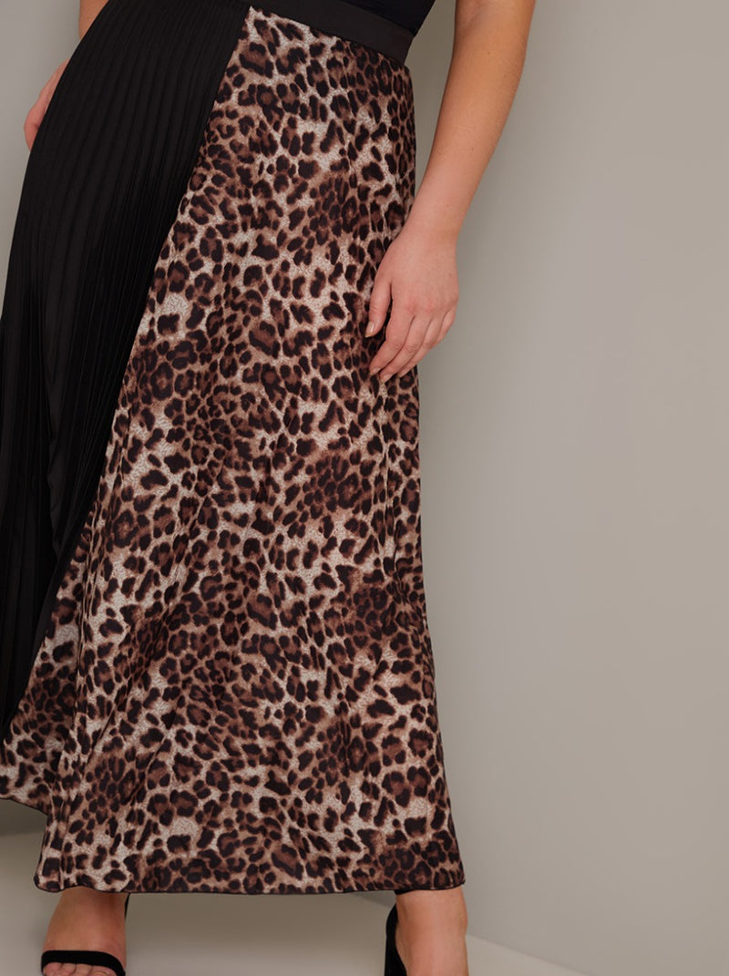 Plus Size Contrast Animal Print Pleated Maxi Skirt in Black